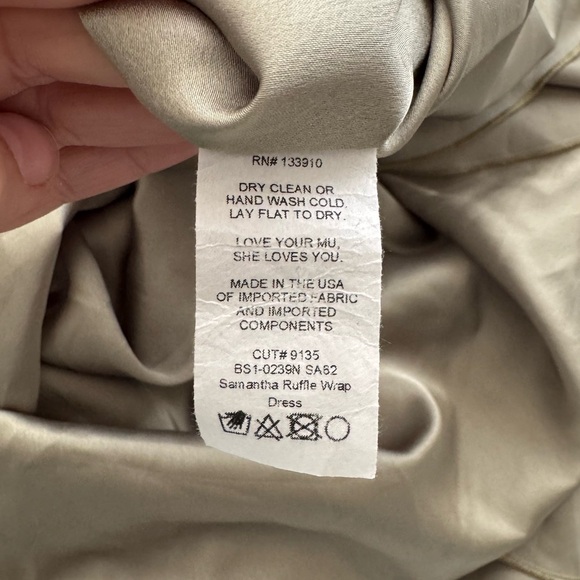 Show Me Your Mumu Samantha Ruffle Wrap Dress Moss Green Luxe Satin Large - Picture 7 of 9